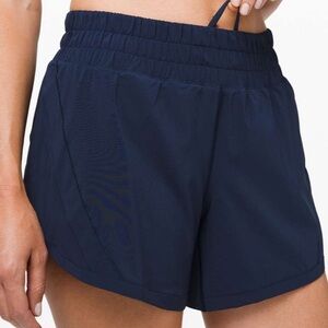 Track That Short in True Navy 5”